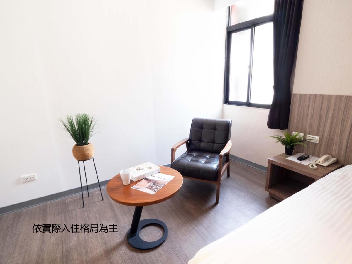 Hotel Brown - Chihkan Branch Tainan Exteriör bild