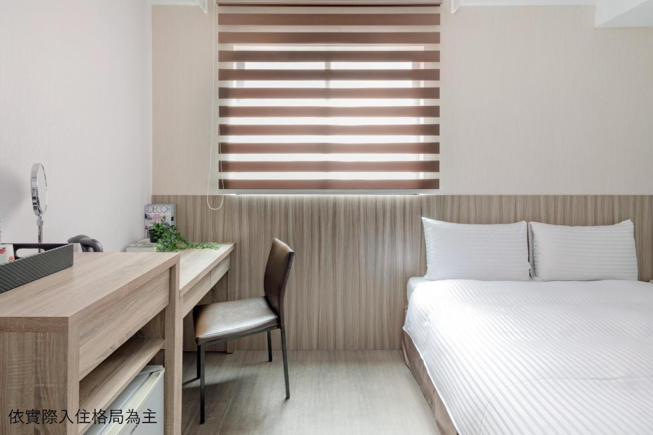 Hotel Brown - Chihkan Branch Tainan Exteriör bild